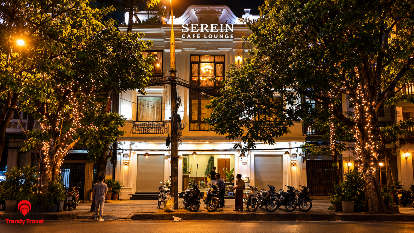 Serene Café & Lounge mang không gian ấm cúng giữa lòng Hà Nội.