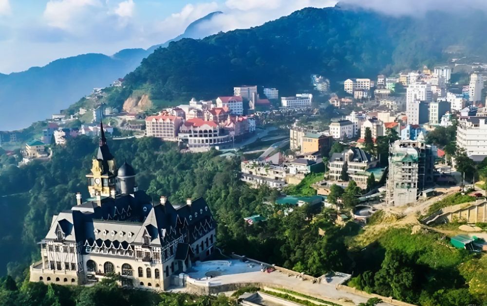 Toàn cảnh phố núi Tam Đảo trong lịch trình cuối tuần