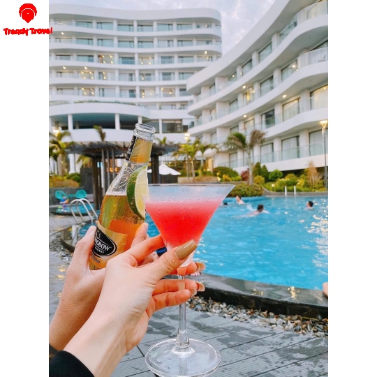  SUNSET BEACH RESORT