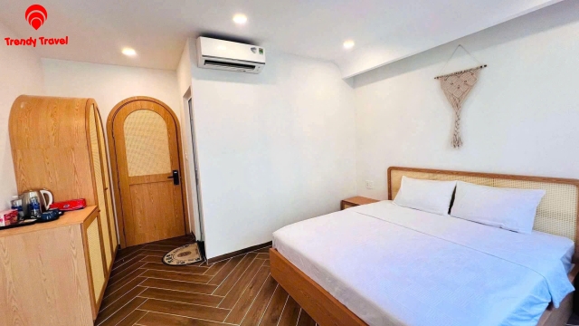 VENUS HOTEL ĐỊA TRUNG HẢI